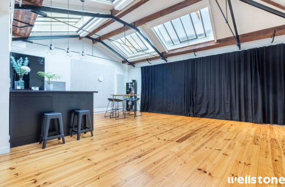 A VENDRE Bureaux et Ateliers 106m2 ref 2195385-0V