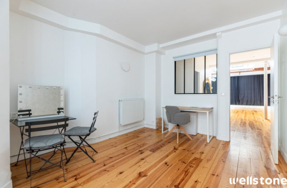 A VENDRE Bureaux et Ateliers 106m2 ref 2195385-0V