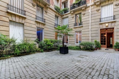 A VENDRE Bureaux et Locaux professionnels 127m2 ref 1454052-0V