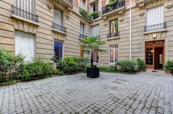 A VENDRE Bureaux et Locaux professionnels 127m2 ref 1454052-0V