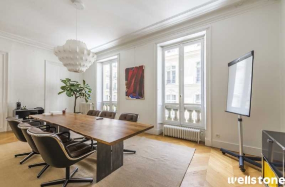 A VENDRE Bureaux et Locaux professionnels 180m2 ref 1755629-0V